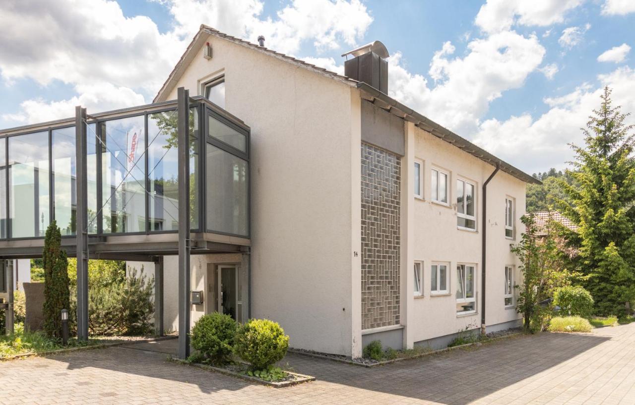 Unique: Geraeumige 4 Zimmerwohnung In Tuttlingen Mit Sauna, Fitness Und Netflix Og Esterno foto
